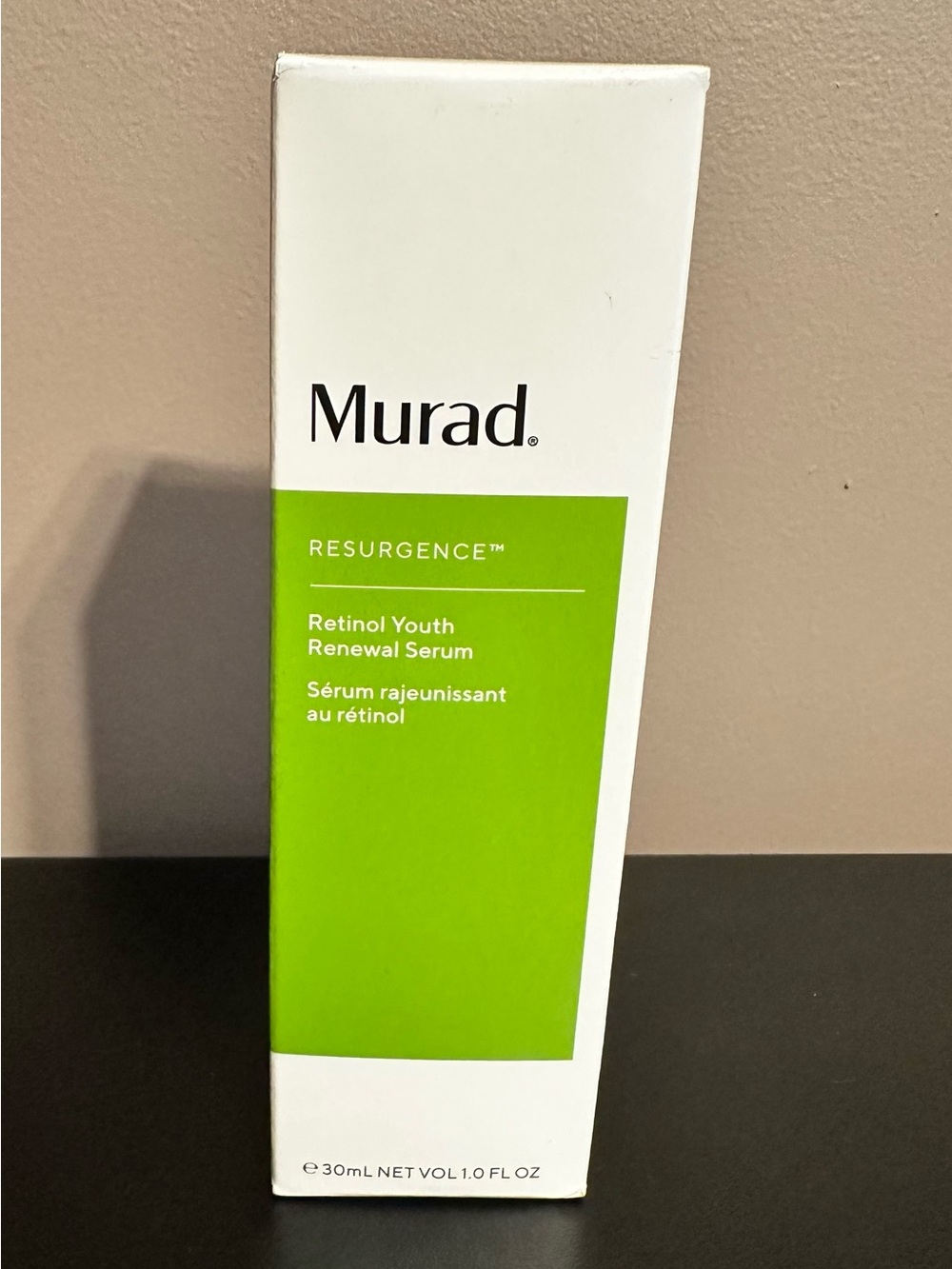 Murad Retinol Youth Renewal Serum - Bright Green & White Packaging